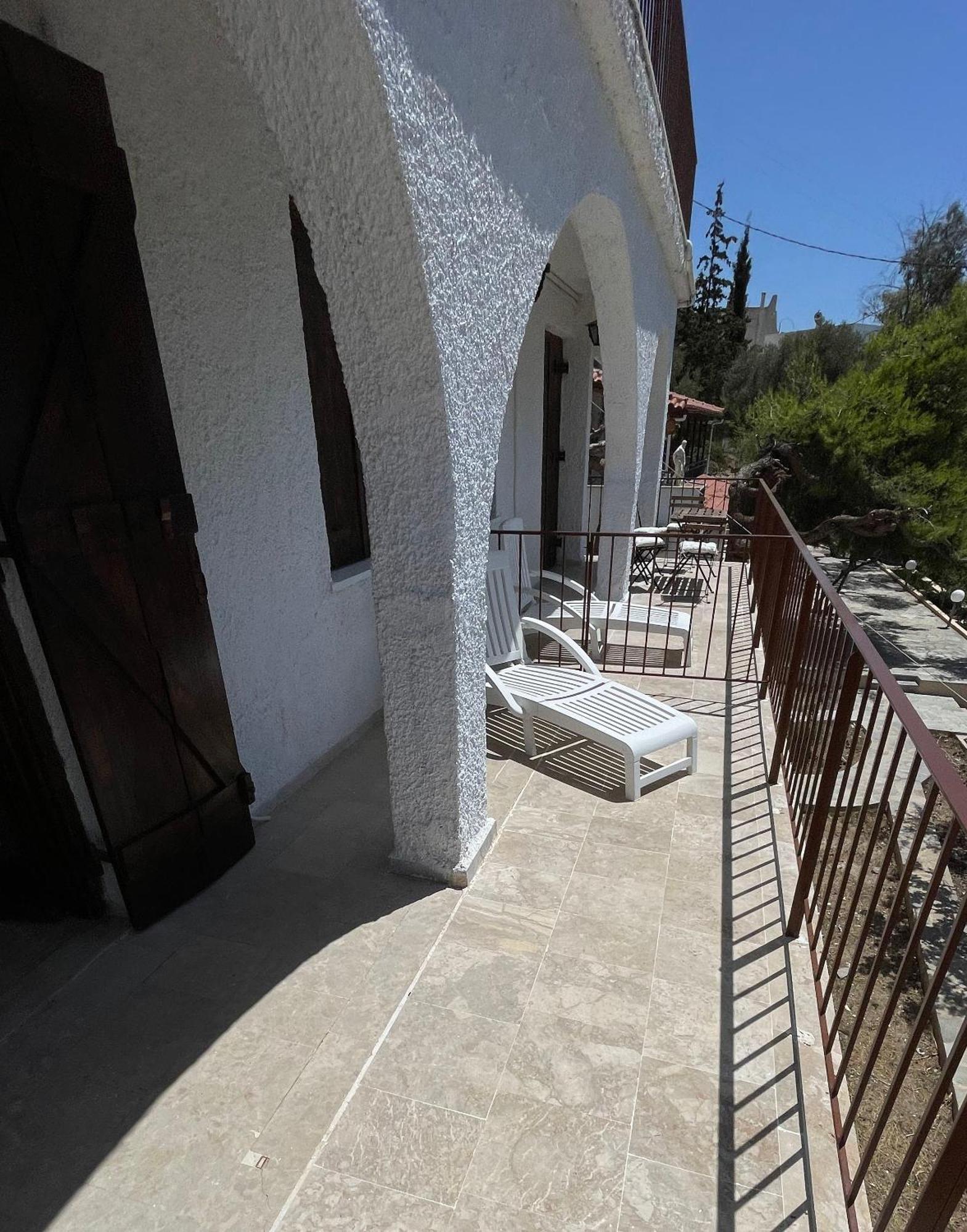 Zenso Studios Tolón Dış mekan fotoğraf