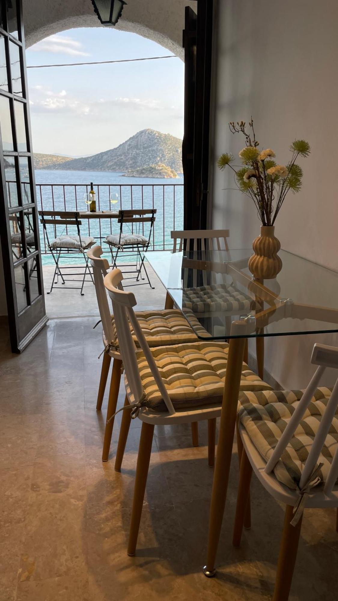 Zenso Studios Tolón Dış mekan fotoğraf