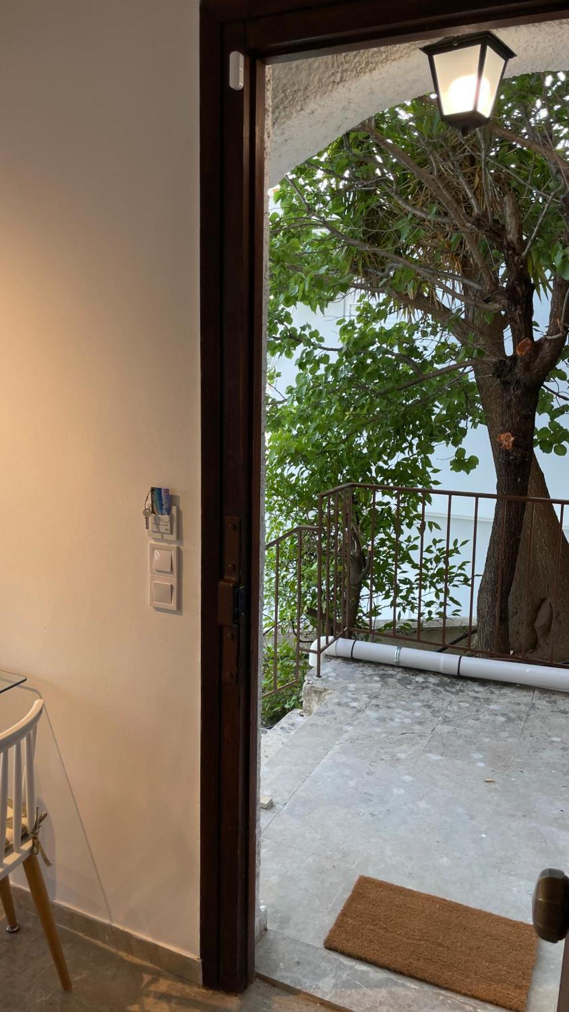 Zenso Studios Tolón Dış mekan fotoğraf